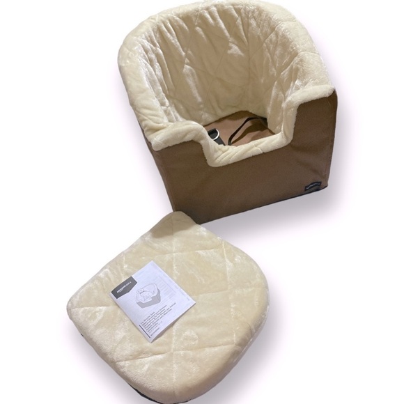 Pet Car Booster Bucket Seat 16 x 18 x 22  Max Weigh… - Picture 8 of 14